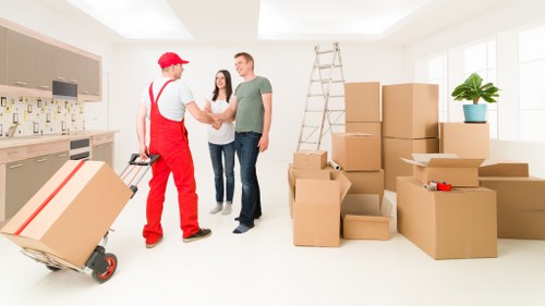 Moving truck serving nearby Kingston upon Thames neighbourhoods
