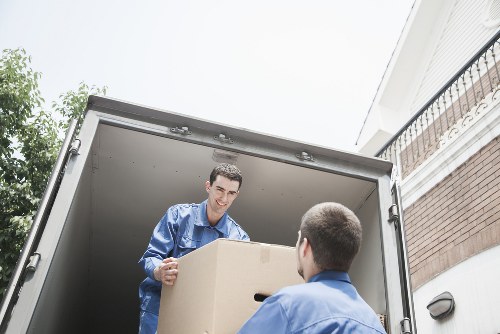 Commercial moving truck support in Kingston upon Thames